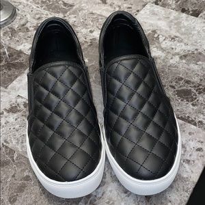 Steve Madden Ecentrcq Slip On Sneakers